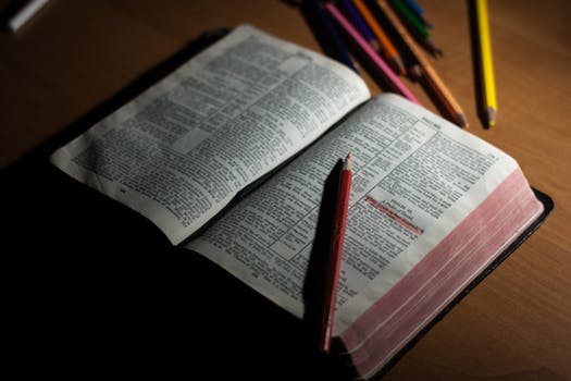 Podcast: Does the Bible Really Have the Answers?  Info on Upcoming Conference; Guest: Joel Saint